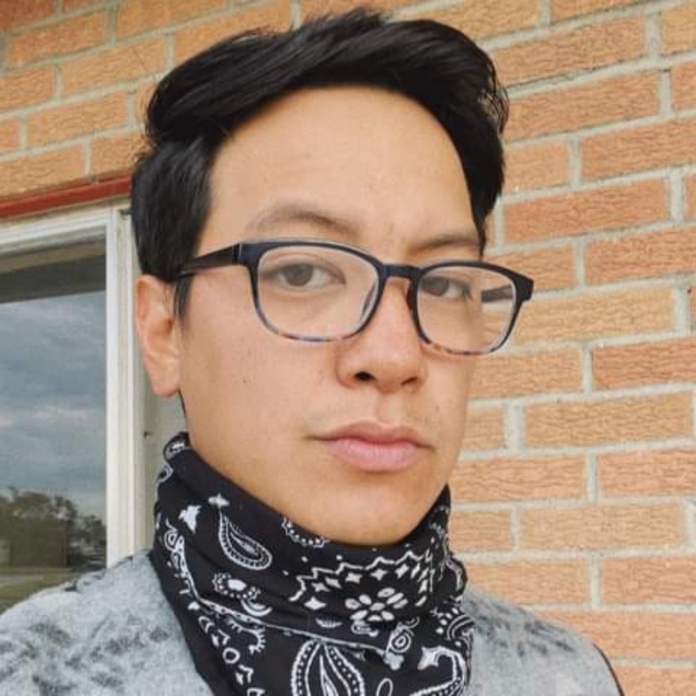 Meet your Posher, Travis julian